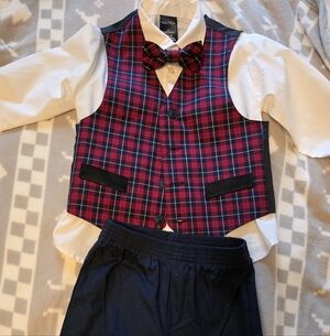 Boys Nautica Red and Navy Plaid Vest Set 4 Pc Size 4
